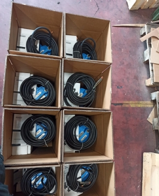 can-dien-tu-camry-sieu-mong-hoa-tiet-hoa-van-eb-9301-s109