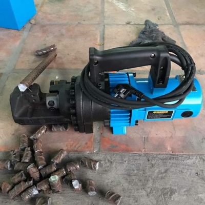 can-dien-tu-camry-sieu-mong-hoa-tiet-hoa-van-eb-9301-s109
